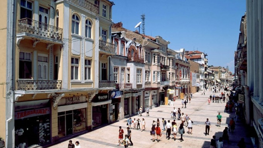 BALKAN ÜÇ GENİ TURU  3 GECE 4 GÜN